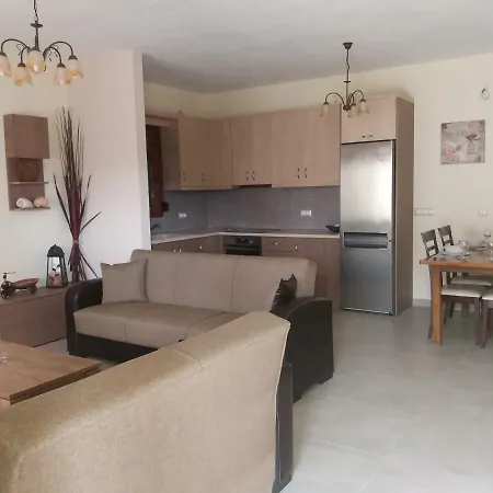 Anna Apartment *