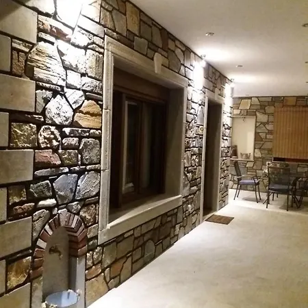 Anna Apartment *